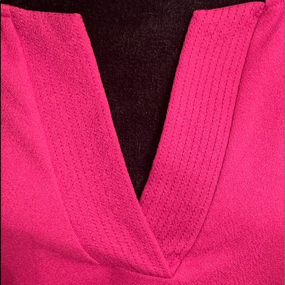 Adorable Everly dress with v neck & fun stitching - Picture 2 of 6